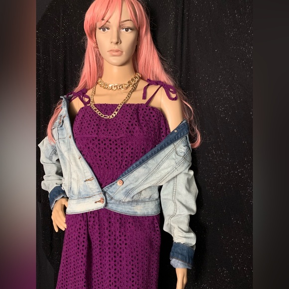 Purple eyelet lace summer dress with adjustable tie up straps - Picture 14 of 16